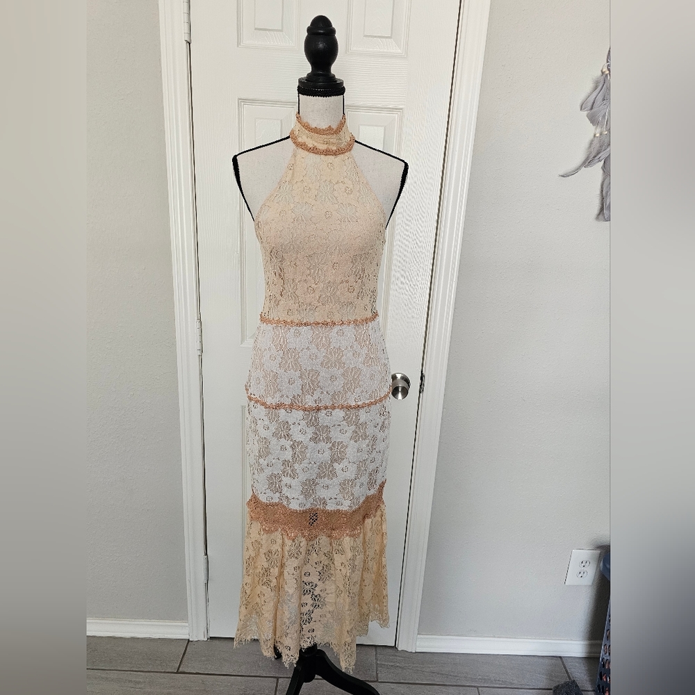 Foxiedox Amelia Lace Midi Dress
